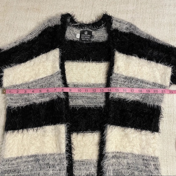 Volcom Women’s Fuzzy Open Front Sweater - Picture 15 of 16